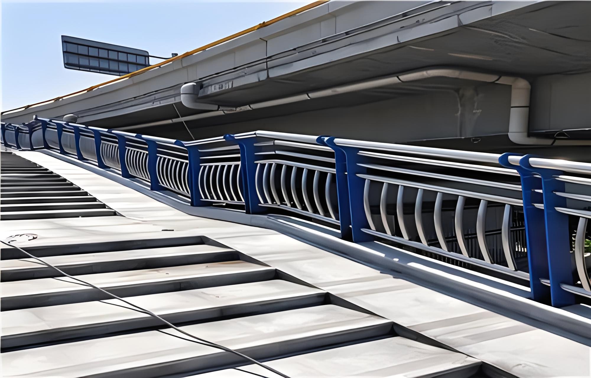 和田不锈钢桥梁护栏维护方案：确保安全，延长使用寿命